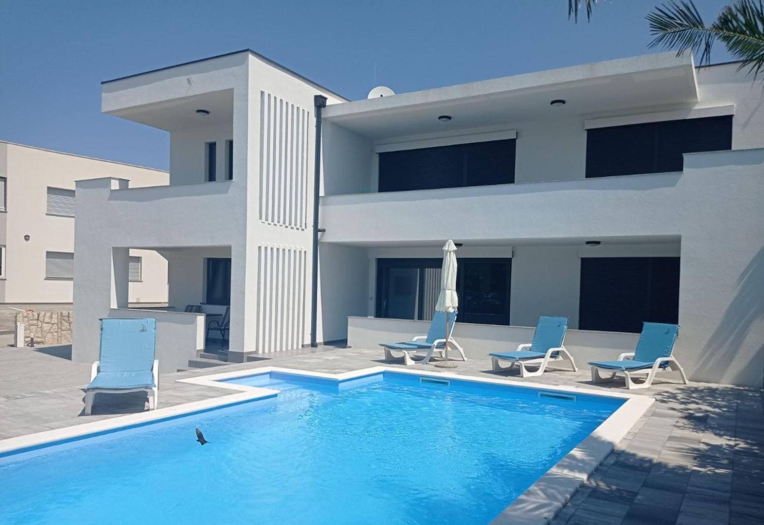 Villa Leptiric Vir Exterior photo